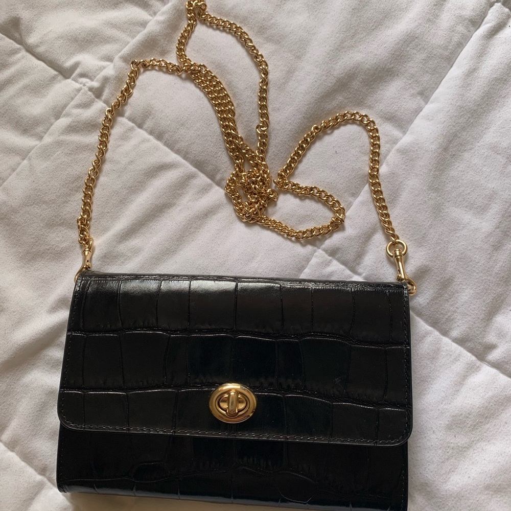 Coach crossbody genuine
